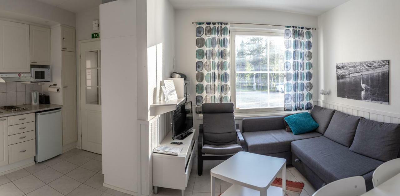 Aparthotel Yllaestar Экясломполо Экстерьер фото
