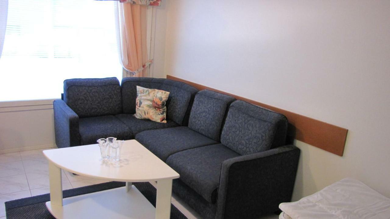 Aparthotel Yllaestar Экясломполо Экстерьер фото